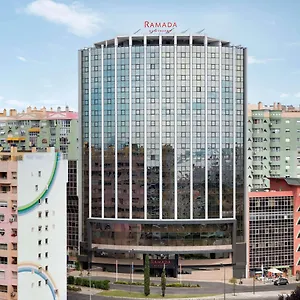 4* 호텔 라마다 바이 윈덤